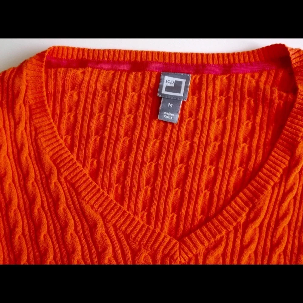 Orange V Neck sweater M